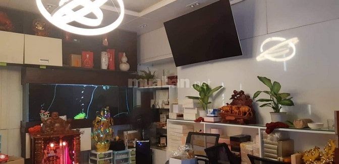 Nhà Q1 Chính Chủ không thương lượng có nội thất đầy đủ 55420496 Nhà Q1 Chính Chủ không thương lượng có nội thất đầy đủ