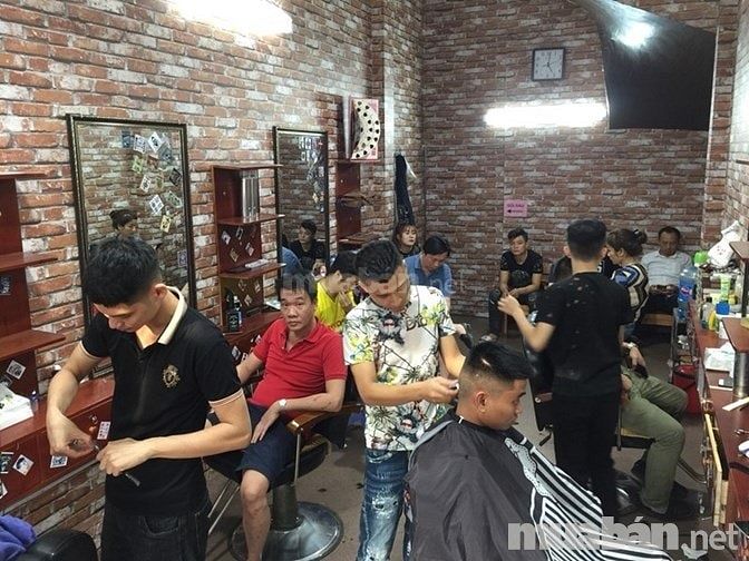Cửa Hàng Cắt Tóc nam tuyển 3 Thợ cắt, 2 Thợ gội đầu 55456275 Cửa Hàng Cắt Tóc nam tuyển 3 Thợ cắt, 2 Thợ gội đầu