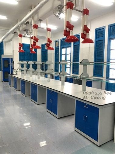 Phòng thí nghiệm hóa lý (Bàn thí nghiệm trung tâm- Hệ thống khí)