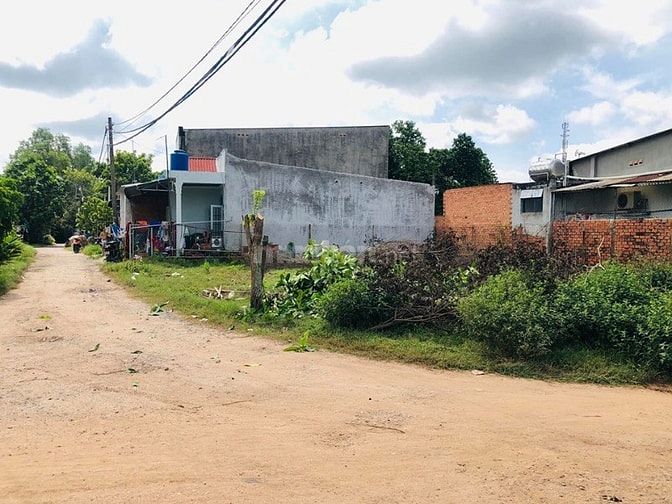 CẦN BÁN NHANH LÔ ĐẤT THỔ CƯ GIÁ RẺ 55539534 CẦN BÁN NHANH LÔ ĐẤT THỔ CƯ GIÁ RẺ