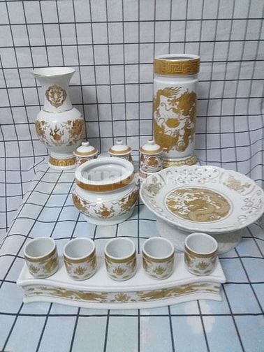 Bộ thờ cúng Ông Địa Thần Tài . 55684069 Bộ thờ cúng Ông Địa Thần Tài .
