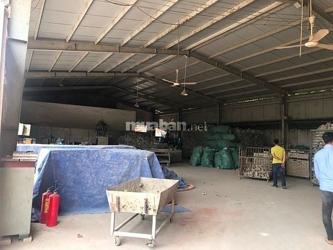 Nguyễn Hữu Trí cần cho thuê 2 kho 1500m2 và 2200m2 giá 60k/m2 58024885 Nguyễn Hữu Trí cần cho thuê 2 kho 1500m2 và 2200m2 giá 60k/m2