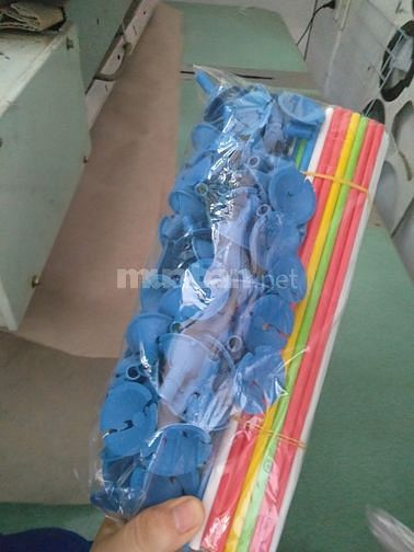 Que cắm bong bóng, que cài bong bóng, đồ bơm bong bóng giá sỉ