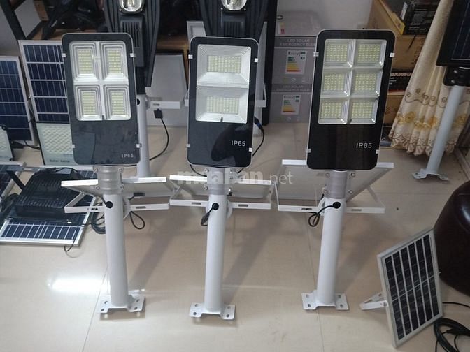 Đèn năng lượng mặt trời các loại