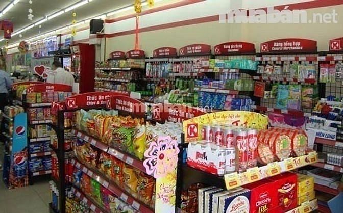 Ưu tiên người cao tuổi đến tìm hiểu 58658901 Ưu tiên người cao tuổi đến tìm hiểu