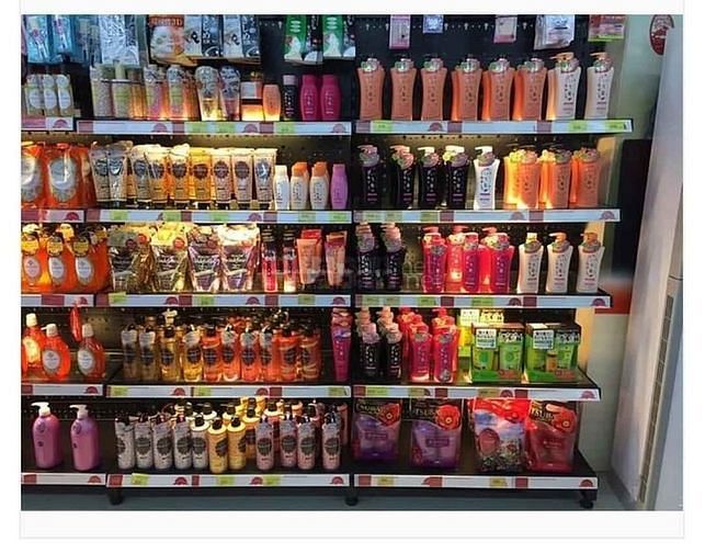 Bổ sung nhân viên phụ bán hàng tại cửa hàng mỹ phẩm 58743127 Bổ sung nhân viên phụ bán hàng tại cửa hàng mỹ phẩm