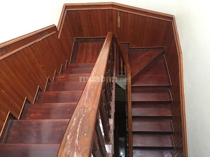 Nhà riêng ngõ vạn kiếp trần hưng đạo  50m2x4 tầng, giá 18tr