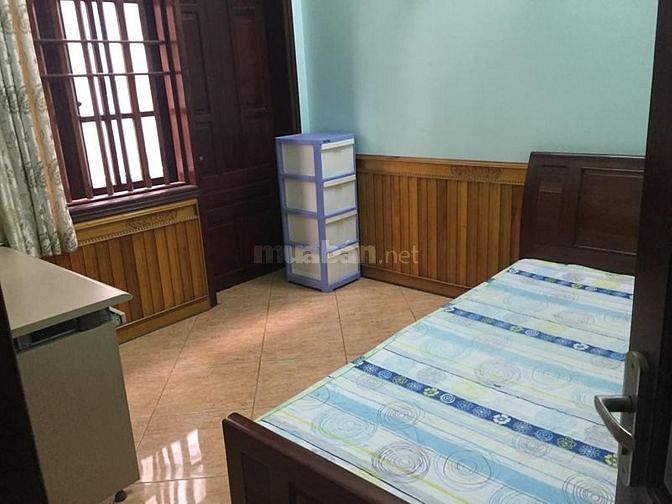 Nhà riêng ngõ vạn kiếp trần hưng đạo  50m2x4 tầng, giá 18tr