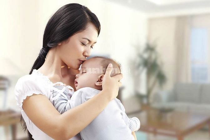 Tuyển 1 người chăm bé có kinh nghiệm hoặc đẵ từng chăm sóc con cái