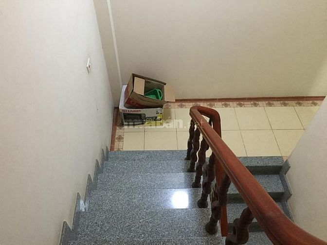 Nhà riêng ngõ vạn kiếp trần hưng đạo  50m2x4 tầng, giá 18tr