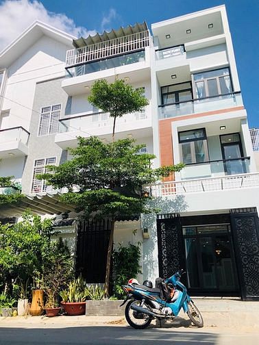 Chính Chủ Bán Nhà 1 Trệt 3 Lầu,SHR, MT 10m, D9S10 ,Hiệp Bình Chánh, TĐ