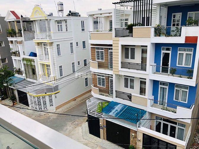 Chính Chủ Bán Nhà 1 Trệt 3 Lầu,SHR, MT 10m, D9S10 ,Hiệp Bình Chánh, TĐ