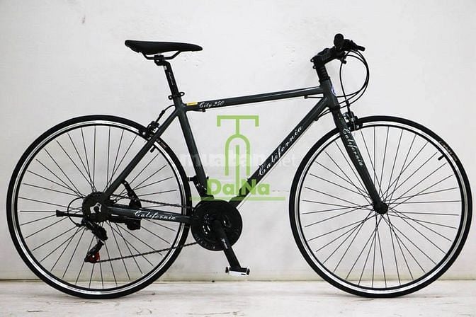 Xe đạp thể thao Touring City 250 59302860 Xe đạp thể thao Touring City 250