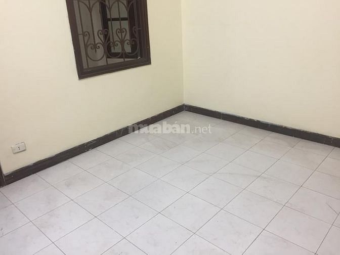 Nhà riêng ngõ vạn kiếp trần hưng đạo  50m2x4 tầng, giá 18tr
