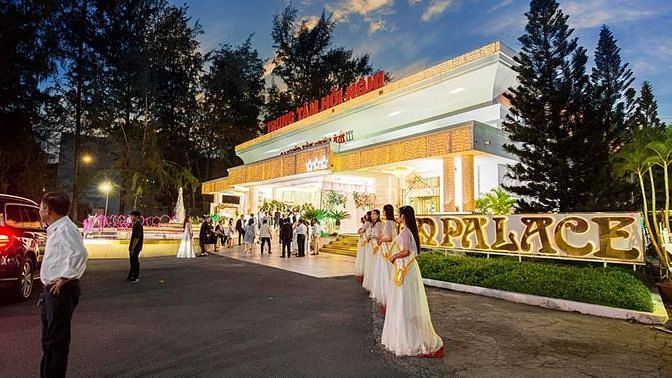 Bảo Vệ trực tại Nhà Hàng Tiệc Cưới 59563646 Bảo Vệ trực tại Nhà Hàng Tiệc Cưới
