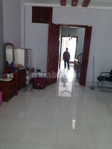 Nhà ngõ 9 phố Trần Quốc Hoàn, Dt 60M x 5 tầng tiện làm Vp, Lớp học