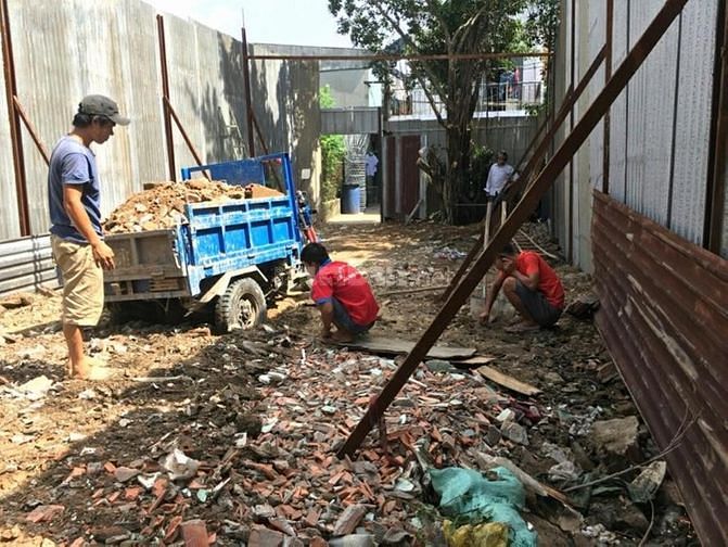 Đất nền sổ hồng riêng chính chủ cần bán 83m2 đường Xóm Chiếu Quận 4. 59625491 Đất nền sổ hồng riêng chính chủ cần bán 83m2 đường Xóm Chiếu Quận 4.