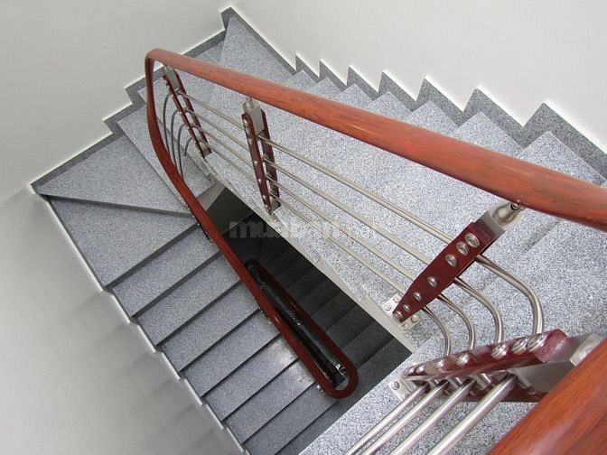 Cho thuê nguyên căn nhà 4 tầng, view đẹp, mặt đường Bạch Đằng, HP 59671717 Cho thuê nguyên căn nhà 4 tầng, view đẹp, mặt đường Bạch Đằng, HP