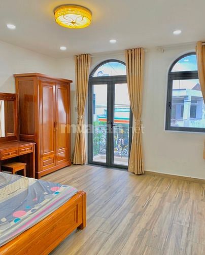 Cần người giúp việc lâu dài bao ăn ở 59744788 Cần người giúp việc lâu dài bao ăn ở