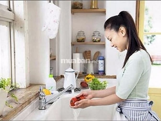 Nhà tôi cần tuyển người giúp việc chăm bé ưu tiên người làm lâu dài