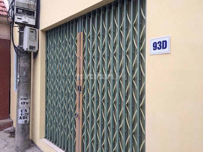 Bán nhà SDCC mặt phố 106 Ngọc Khánh, đối diện Vinhomes Gallery, dt 33m