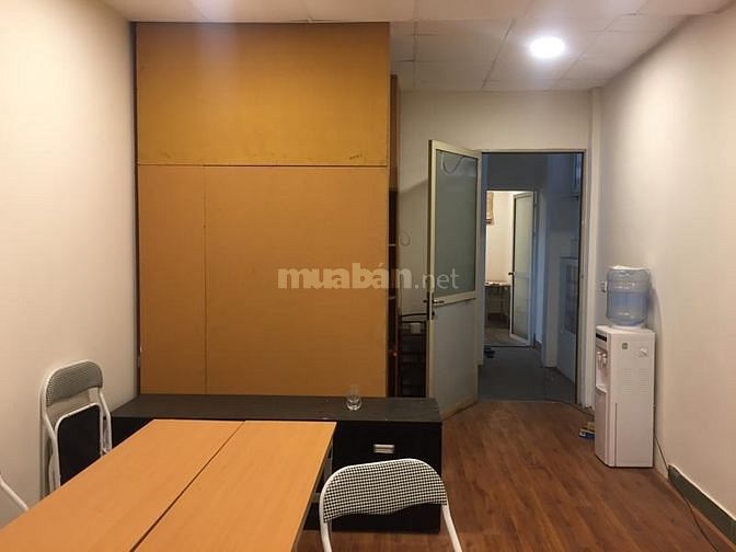 Nhà riêng ngõ vạn kiếp trần hưng đạo  50m2x4 tầng, giá 18tr