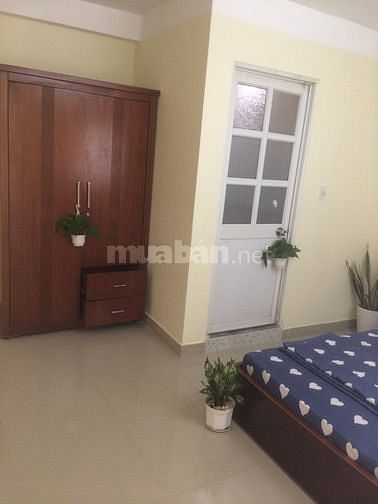 Phòng máy lạnh - gần dh tôn đức thắng 1km