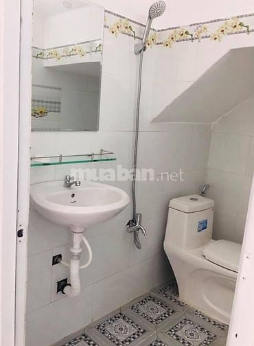 Cần tiền bán nhà An Dương Vương, Q5 gần chợ, bệnh viện. sổ hồng riêng 60073311 Cần tiền bán nhà An Dương Vương, Q5 gần chợ, bệnh viện. sổ hồng riêng