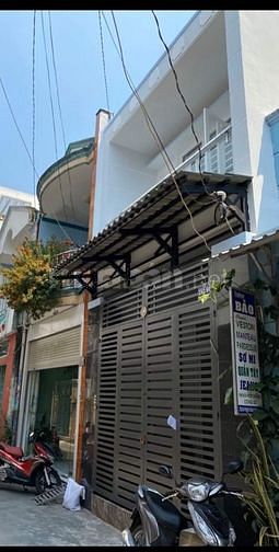 Chủ nhà cần tiền bán gấp nhà 1 xẹt đường Nguyễn Khoái, P2, Q4 62.2m2 61210825 Chủ nhà cần tiền bán gấp nhà 1 xẹt đường Nguyễn Khoái, P2, Q4 62.2m2