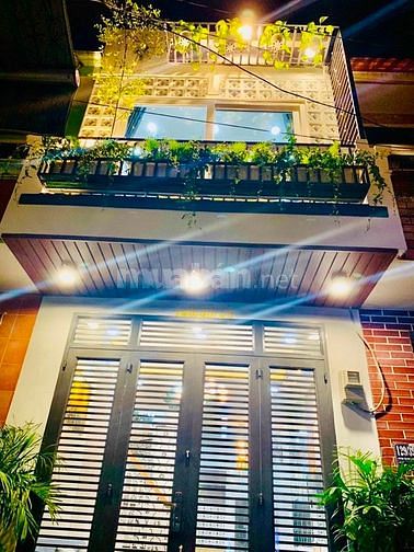 Cần người giúp việc bao ăn ở tại nhà 61326446 Cần người giúp việc bao ăn ở tại nhà
