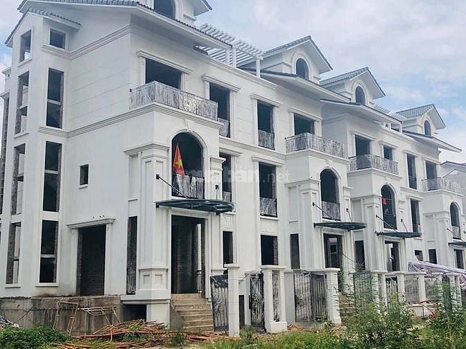 Bán  BT Tây Hồ Residence hướng Bắc 29.5 tỷ 135m2