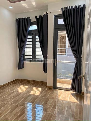Tuyển người giúp việc ăn ở lại trong nhà 61346607 Tuyển người giúp việc ăn ở lại trong nhà