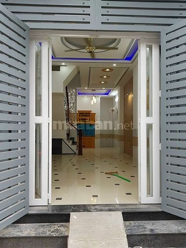 Tuyển 1 giúp việc, 1 người chăm ông bà 1 chăm bé làm lâu dài và gắn bó 61349423 Tuyển 1 giúp việc, 1 người chăm ông bà 1 chăm bé làm lâu dài và gắn bó