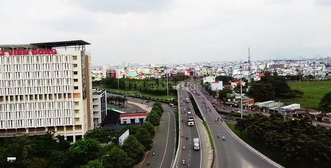 Bán rẻ tòa nhà 7 tầng, 2 MT Tô Ký, công viên phần mềm QUANG TRUNG