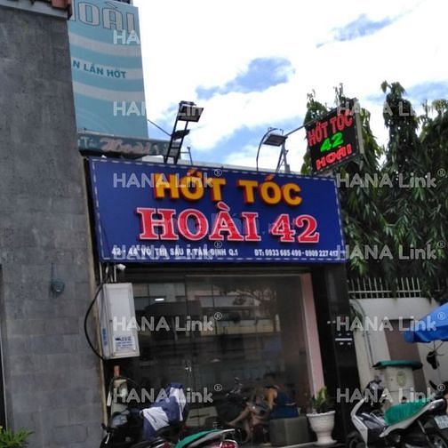 Tuyển thợ phụ tiệm tóc lâu năm đông khách 61546072 Tuyển thợ phụ tiệm tóc lâu năm đông khách