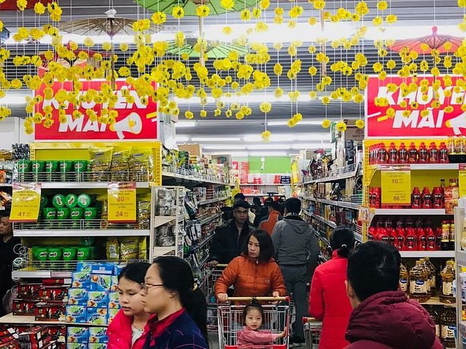 Tuyển trực tiếp nhân viên tư vấn và bán hàng tại cửa hàng. 61572708 Tuyển trực tiếp nhân viên tư vấn và bán hàng tại cửa hàng.