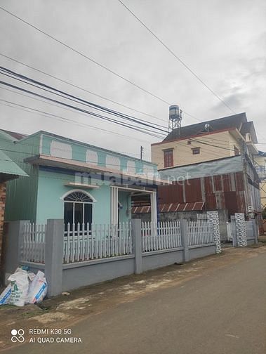 Gia Đình cần bán nhà mặt tiền đường Lê Đình Chinh - Lê Lơi, Bảo Lộc.