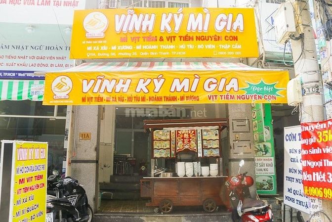 Cần người phụ quán ăn, lương từ 7triệu, bao ăn ở hoặc SV làm part time 61693011 Cần người phụ quán ăn, lương từ 7triệu, bao ăn ở hoặc SV làm part time