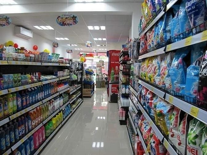 Vị trí cần tuyển nhân viên đứng trực quầy 61733324 Vị trí cần tuyển nhân viên đứng trực quầy
