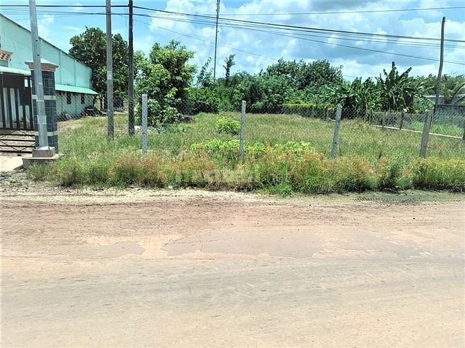 Tôi cần tiền bán nhanh 5 sào đất 5000m2 ngay kcn, kề chợ trường. 390tr 61738703 Tôi cần tiền bán nhanh 5 sào đất 5000m2 ngay kcn, kề chợ trường. 390tr