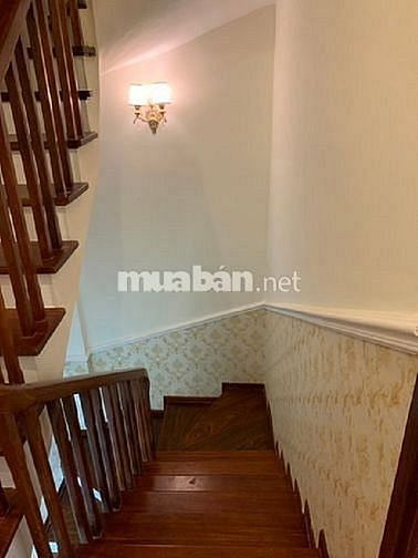 Chính chủ bán nhà ngõ 42 Thành Công, diện tích 45 m2, 5 tầng