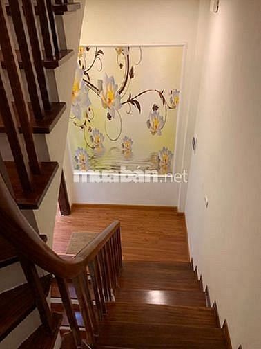 Chính chủ bán nhà ngõ 42 Thành Công, diện tích 45 m2, 5 tầng