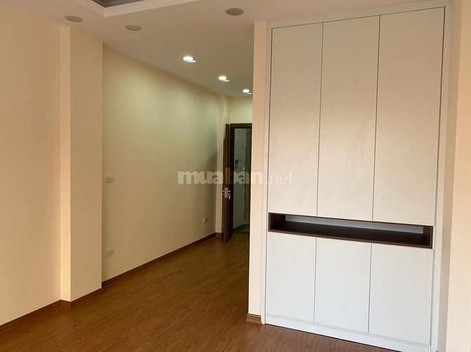Bán nhà Đặng Thai Mai 40m x 8 tầng. giá rẻ sập sàn.