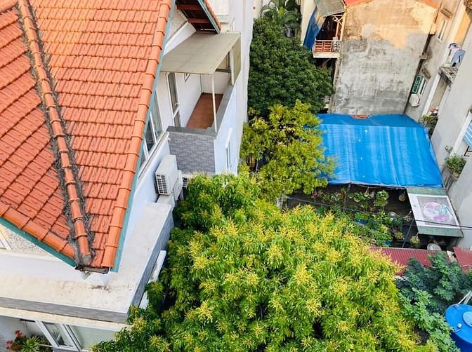 Bán nhà Đặng Thai Mai 40m x 8 tầng. giá rẻ sập sàn.