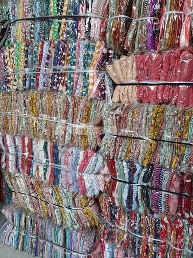 Chuyên thu mua quần áo nữ trẻ em thanh lý 62565528 Chuyên thu mua quần áo nữ trẻ em thanh lý