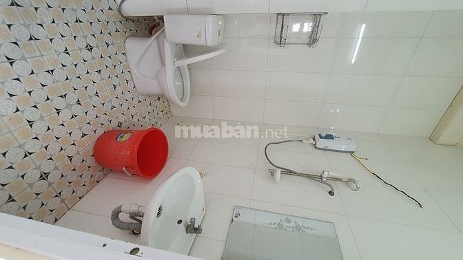 Căn hộ rộng rãi 2pn có ban công gần chợ Hòa Cường, Tiểu La