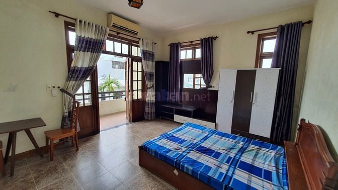 Căn hộ rộng rãi 2pn có ban công gần chợ Hòa Cường, Tiểu La