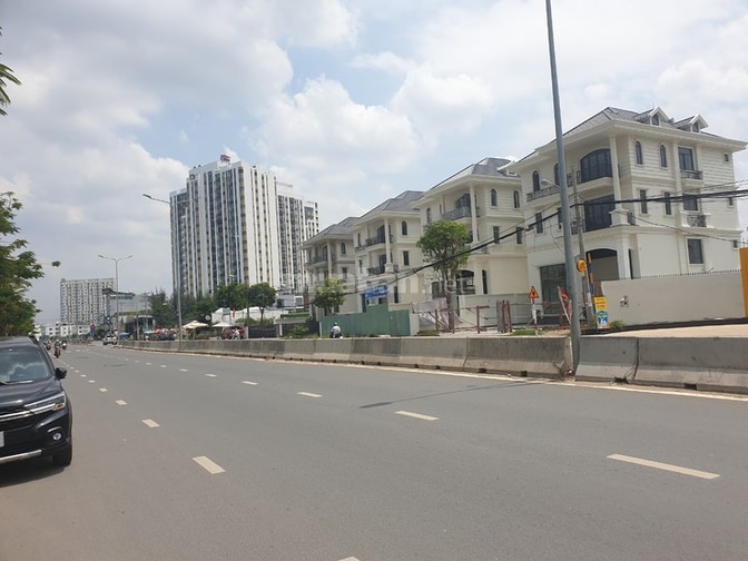 Nhà 1 trệt 2 lầu mặt tiền đường Liên Phường, diện tích đất 231m2 đất - Vimarsana News