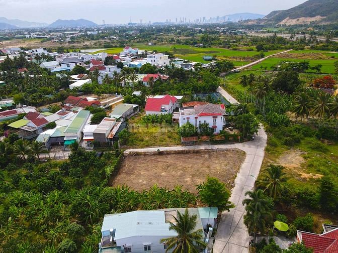 Lô đất thổ cư Vĩnh Trung đường 8m giá đầu tư mùa dịch