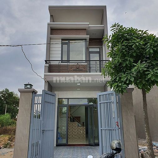 Không có ông bà, mình lại chuẩn bị sinh nên mình tuyển cô giúp việc 60525155 Không có ông bà, mình lại chuẩn bị sinh nên mình tuyển cô giúp việc